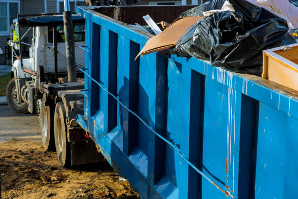 Best Garage Cleanout  in Senatobia, MS